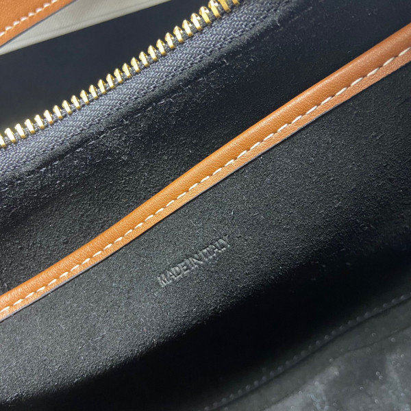 Ce**e ava bag