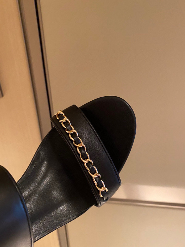 CL SANDAL