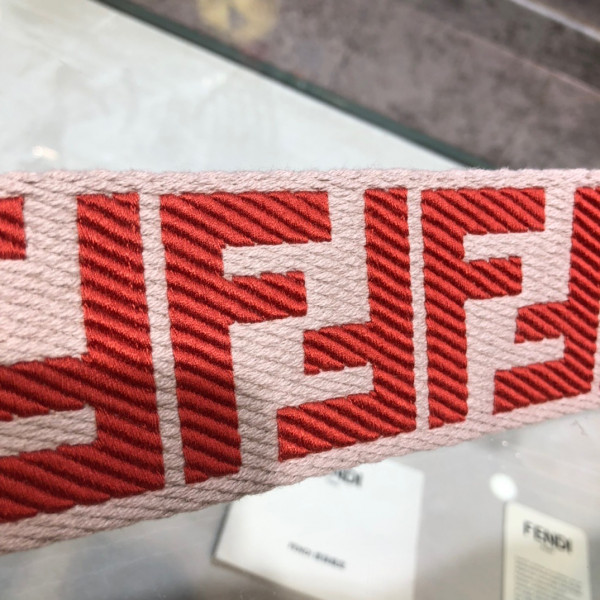 F**di strap you