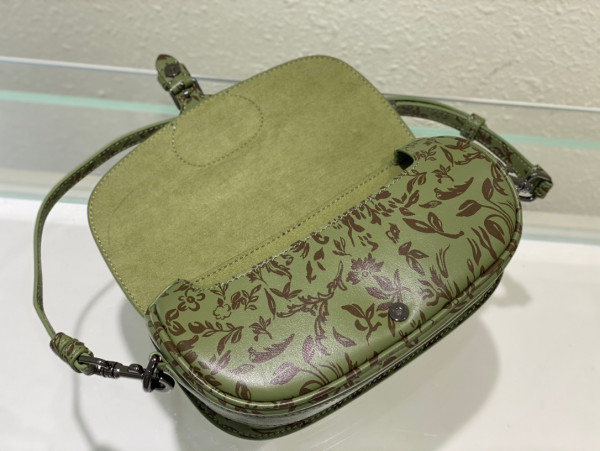 D*or bobby east-west bag