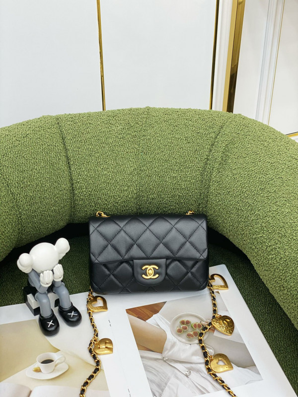CL MINI FLAP BAG