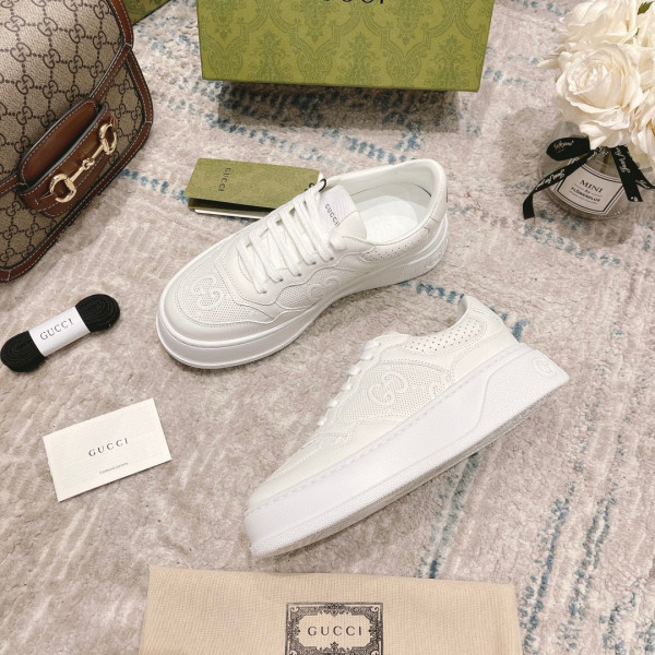 G*u*i sneaker with web