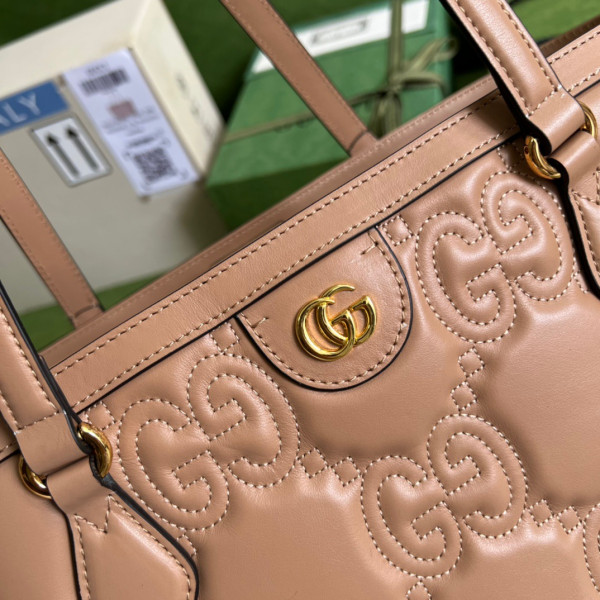 G*u*i gg matelassé leather medium tote