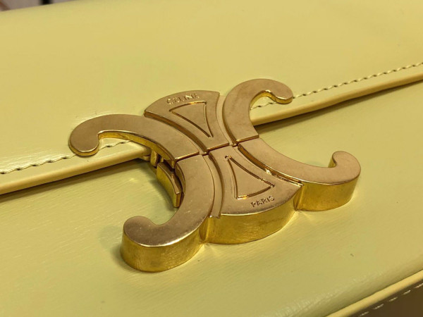 Ce**e triomphe shoulder bag