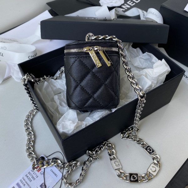 CL VANITY CASE