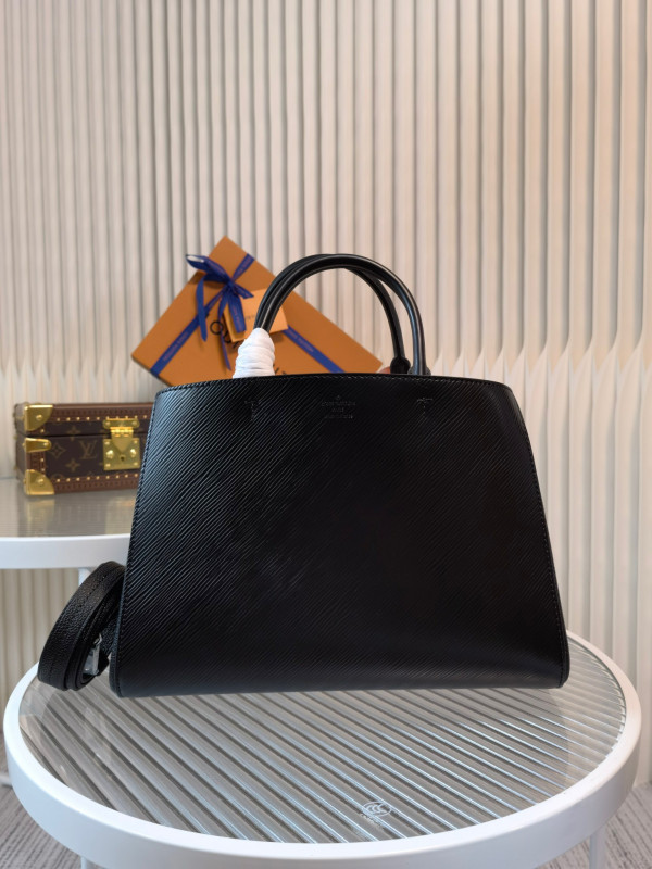 l**is V*t*n marelle tote mm
