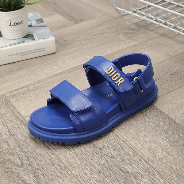 D*oract sandal