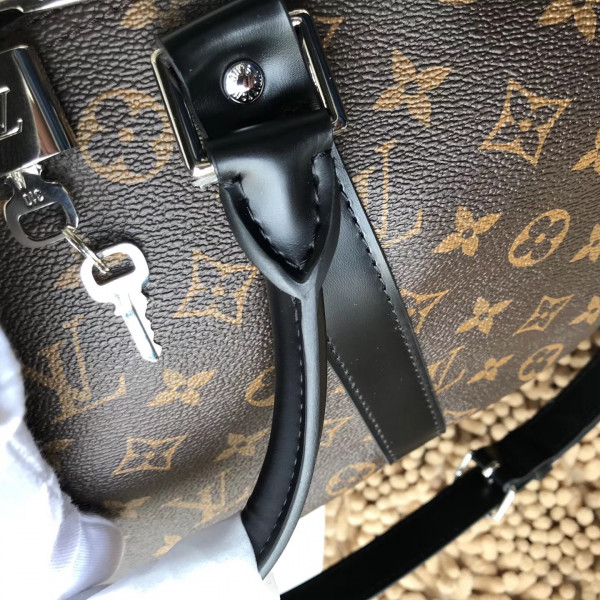 l**is V*t*n keepall 55