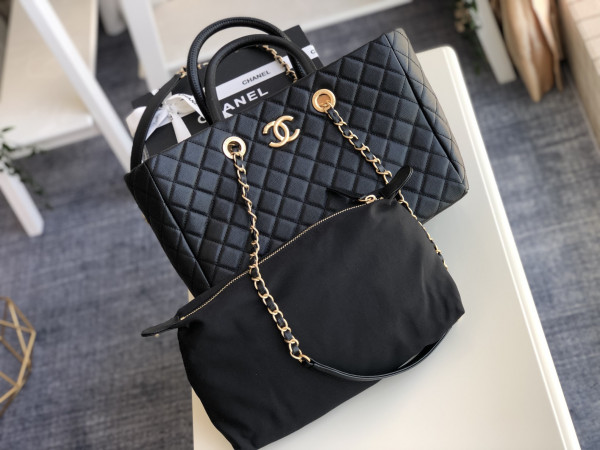 CL TOTE BAG