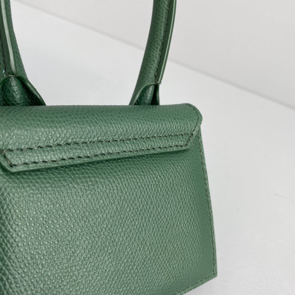 JACQUEMUS Le Chiquito Mini Bag
