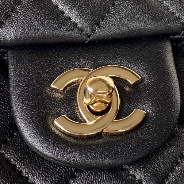 CL MINI FLAP BAG