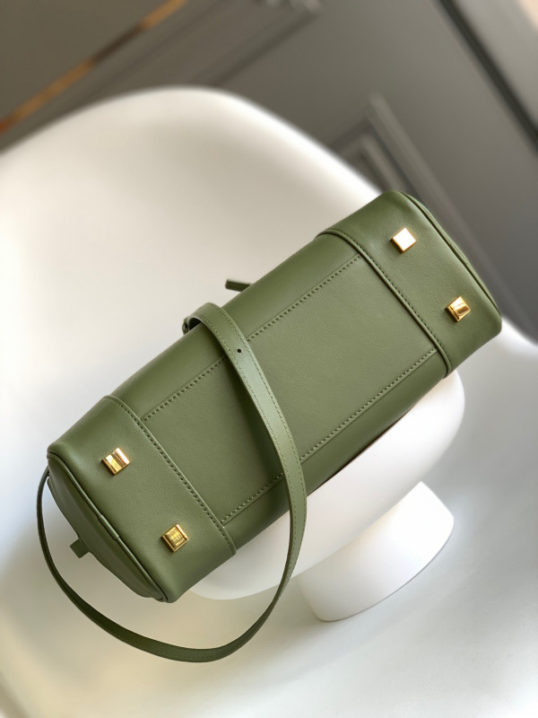 LOEWE Amazona 28 bag