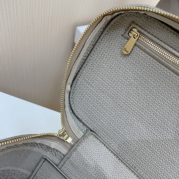 D*or vanity case-24-17-13.5cm