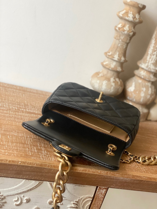 CL FLAP BAG