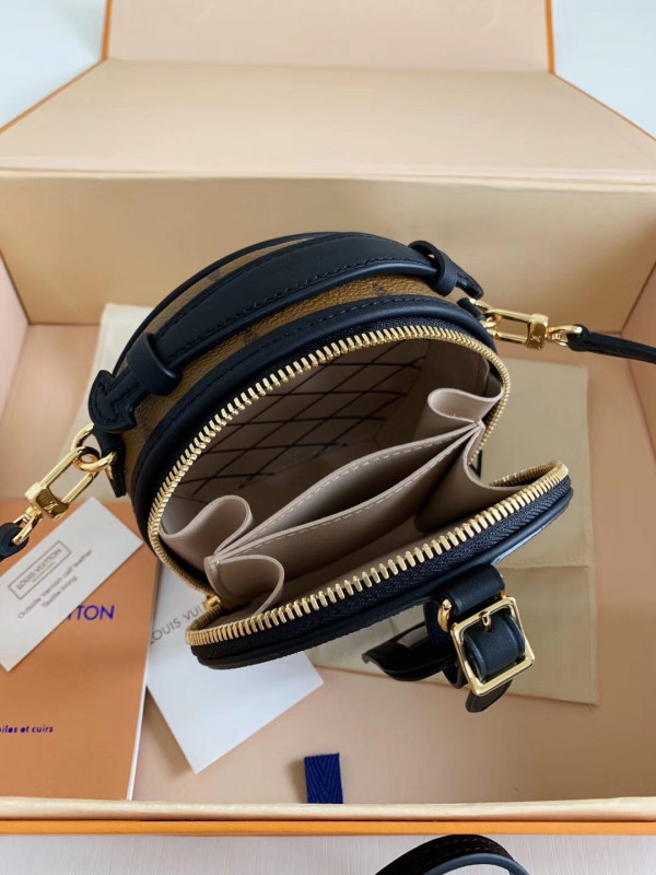 l**is V*t*n mini boite chapeau