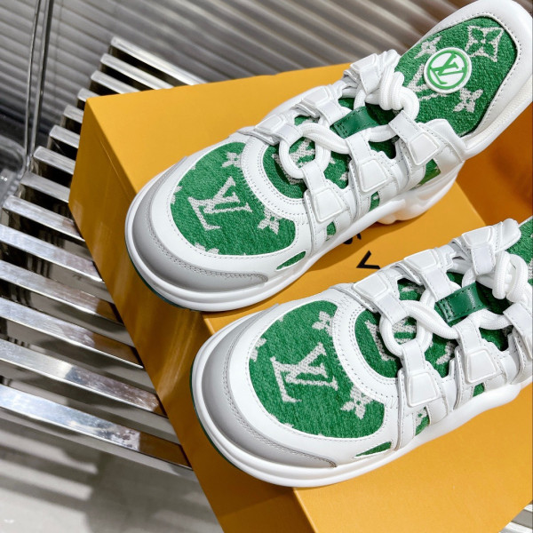 l**is V*t*n archlight sneaker