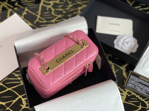 CL SMALL VANITY WITH CLASSIC CHAIN