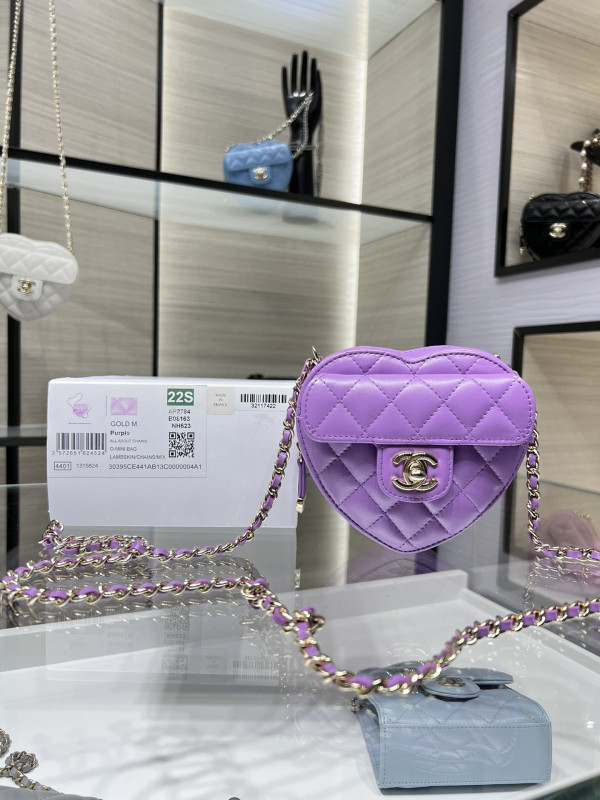CL HEART CLUTCH WITH CHAIN