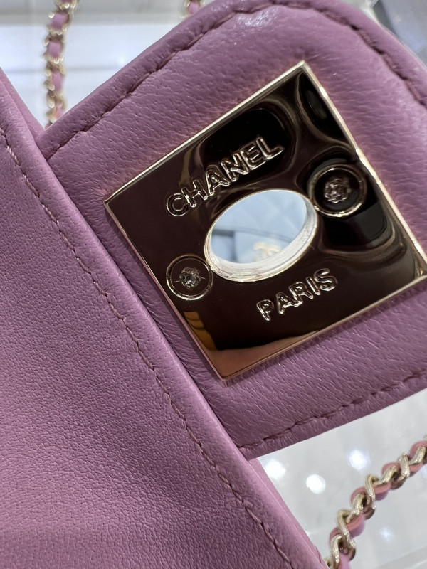 CL HEART CLUTCH WITH CHAIN