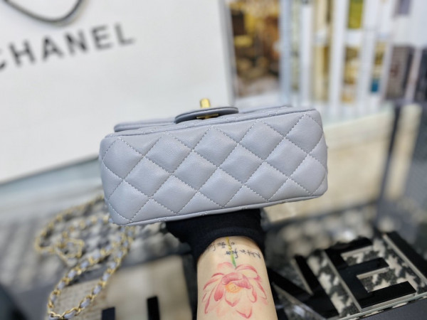 CL MINI FLAP BAG