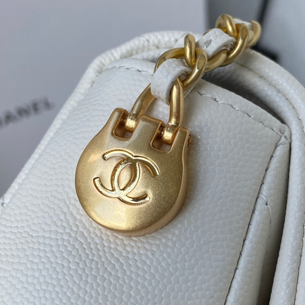 CL MINI FLAP BAG