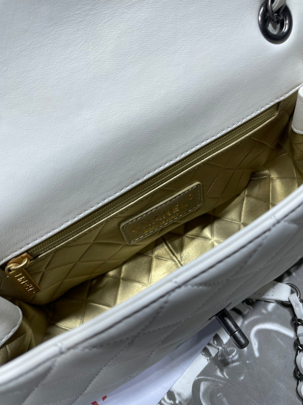 CL SMALL FLAP BAG