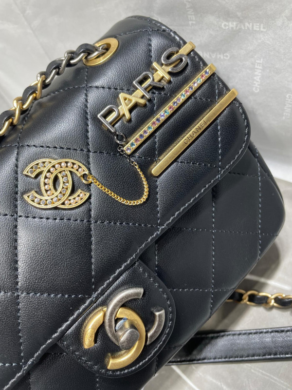 CL SMALL FLAP BAG