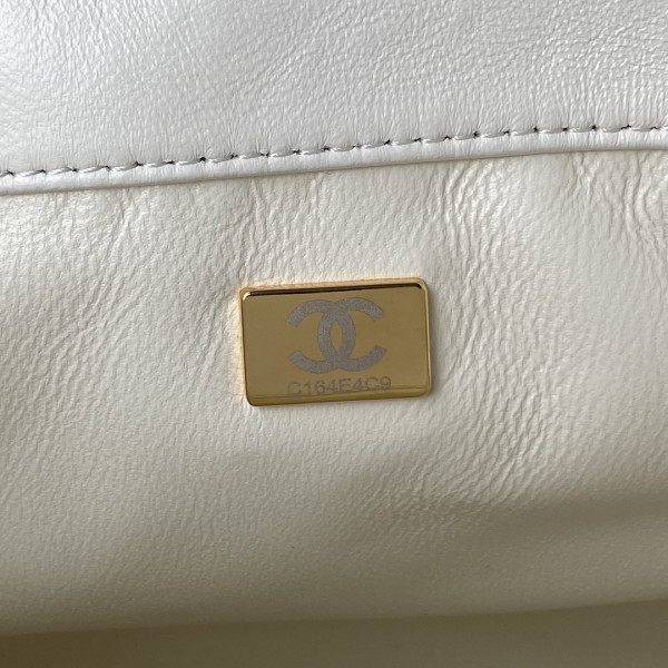 CL BUCKET BAG