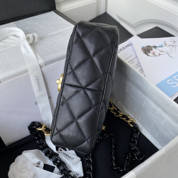 CL SMALL FLAP BAG
