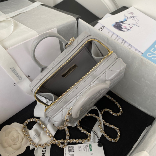 CL VANITY CASE