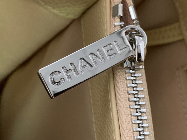 CL TOTE BAG