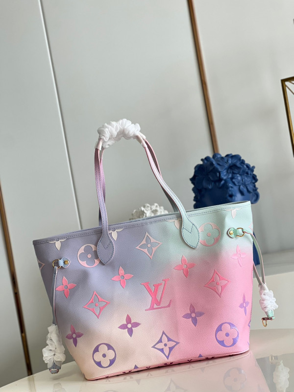 l**is V*t*n neverfull mm
