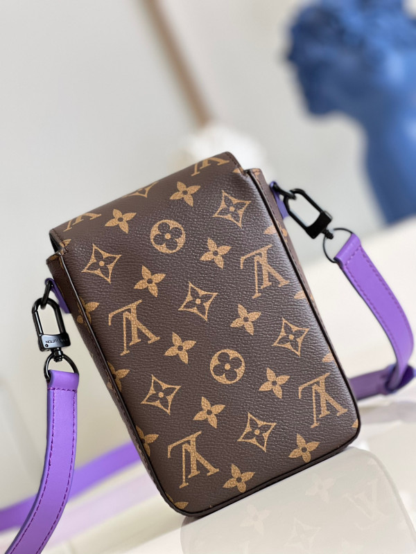 l**is V*t*n s-lock vertical wearable wallet