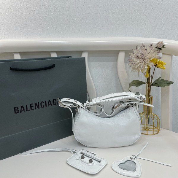 Ba*len*cia*ga women''s le cagole xs shoulder bag