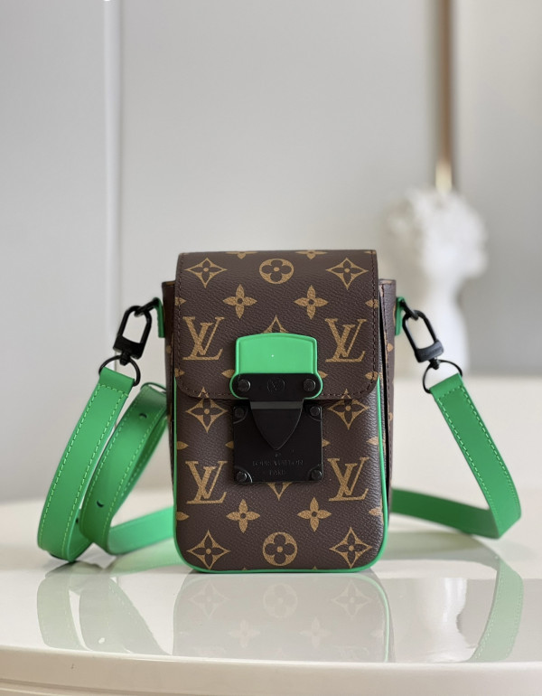 l**is V*t*n s-lock vertical wearable wallet