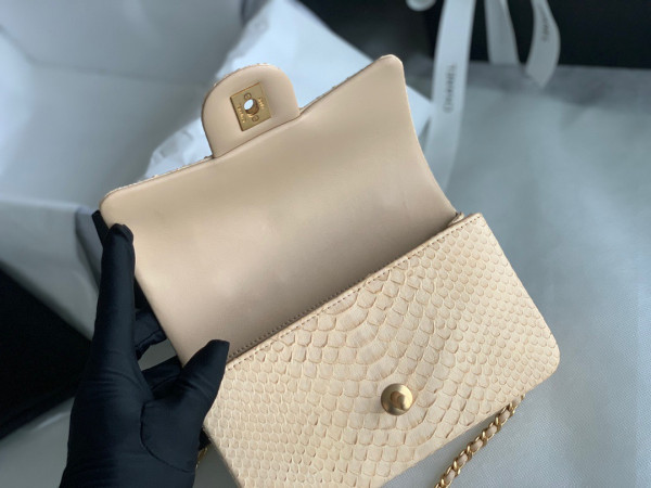 CL MINI FLAP BAG WITH TOP HANDLE