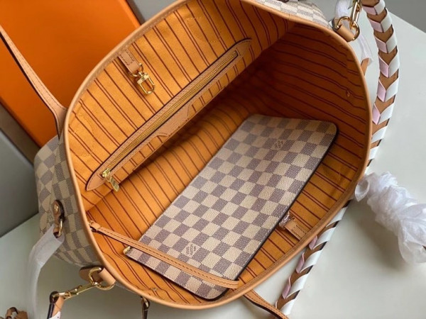 l**is V*t*n neverfull mm