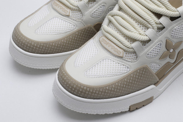 l**is V*t*n trainer sneaker