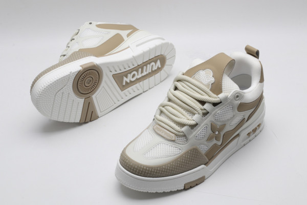 l**is V*t*n trainer sneaker