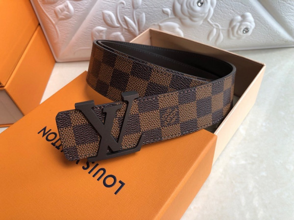 l**is V*t*n belt