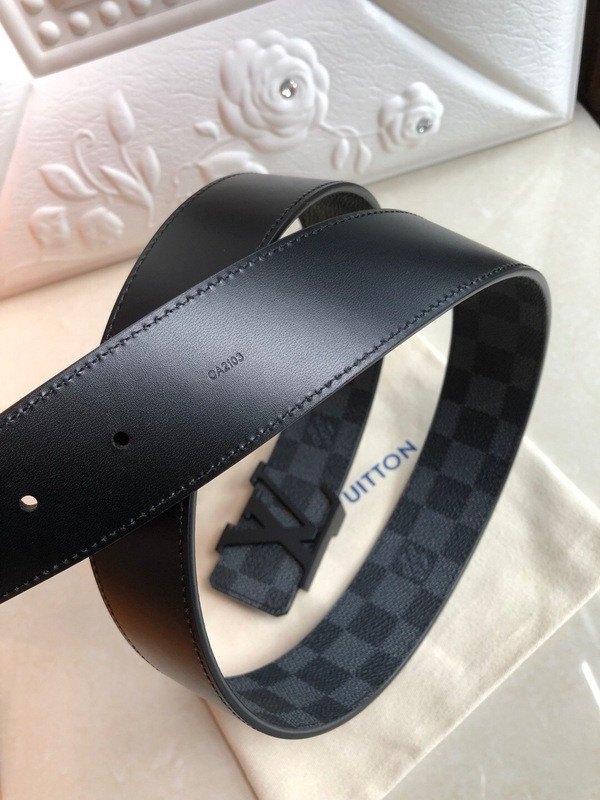 l**is V*t*n belt
