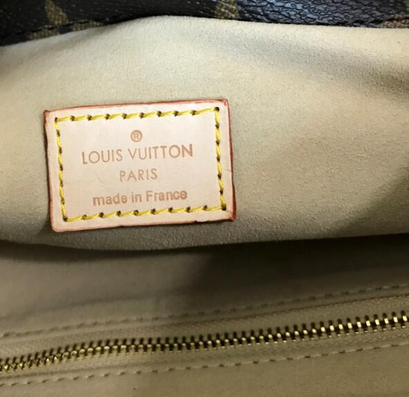 l**is V*t*n artsy bag mm