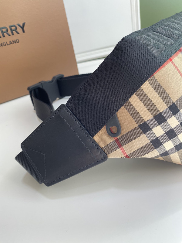 B**rry bum bag