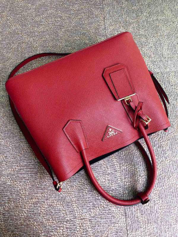 Pra*a double bag