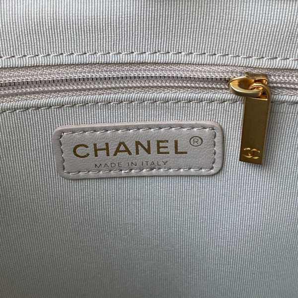 CL BUCKET BAG