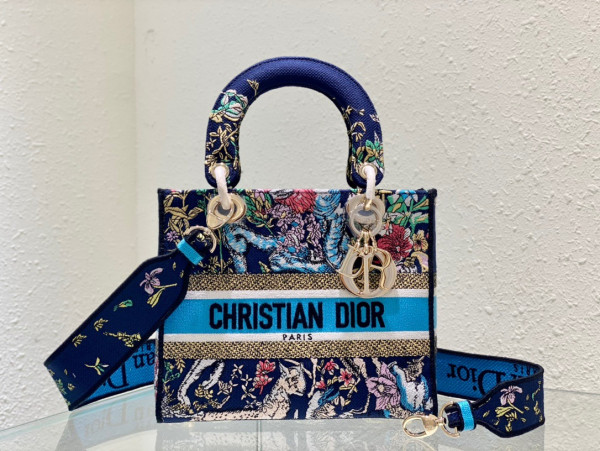 D*or medium lady d-lite bag