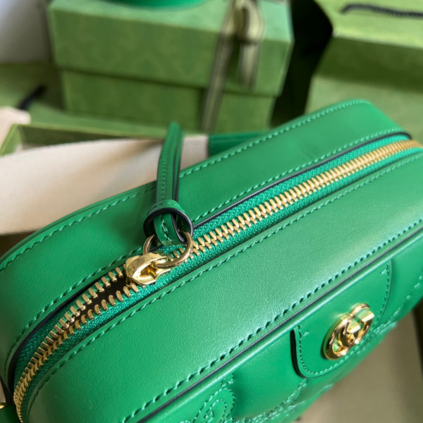 G*u*i gg matelassé leather shoulder bag