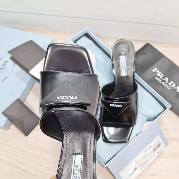 Pra*a brushed leather mid-heeled slides