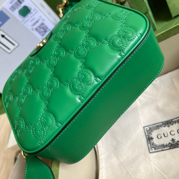 G*u*i gg matelassé leather shoulder bag
