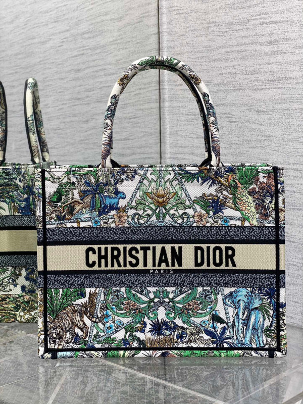 D*or book tote